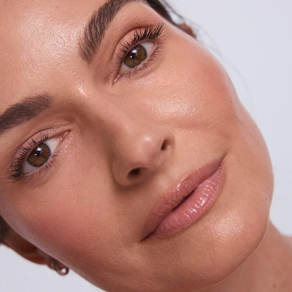 EarthsCure Glow Trio Envase Deslizable: aplicación precisa sin esfuerzo.