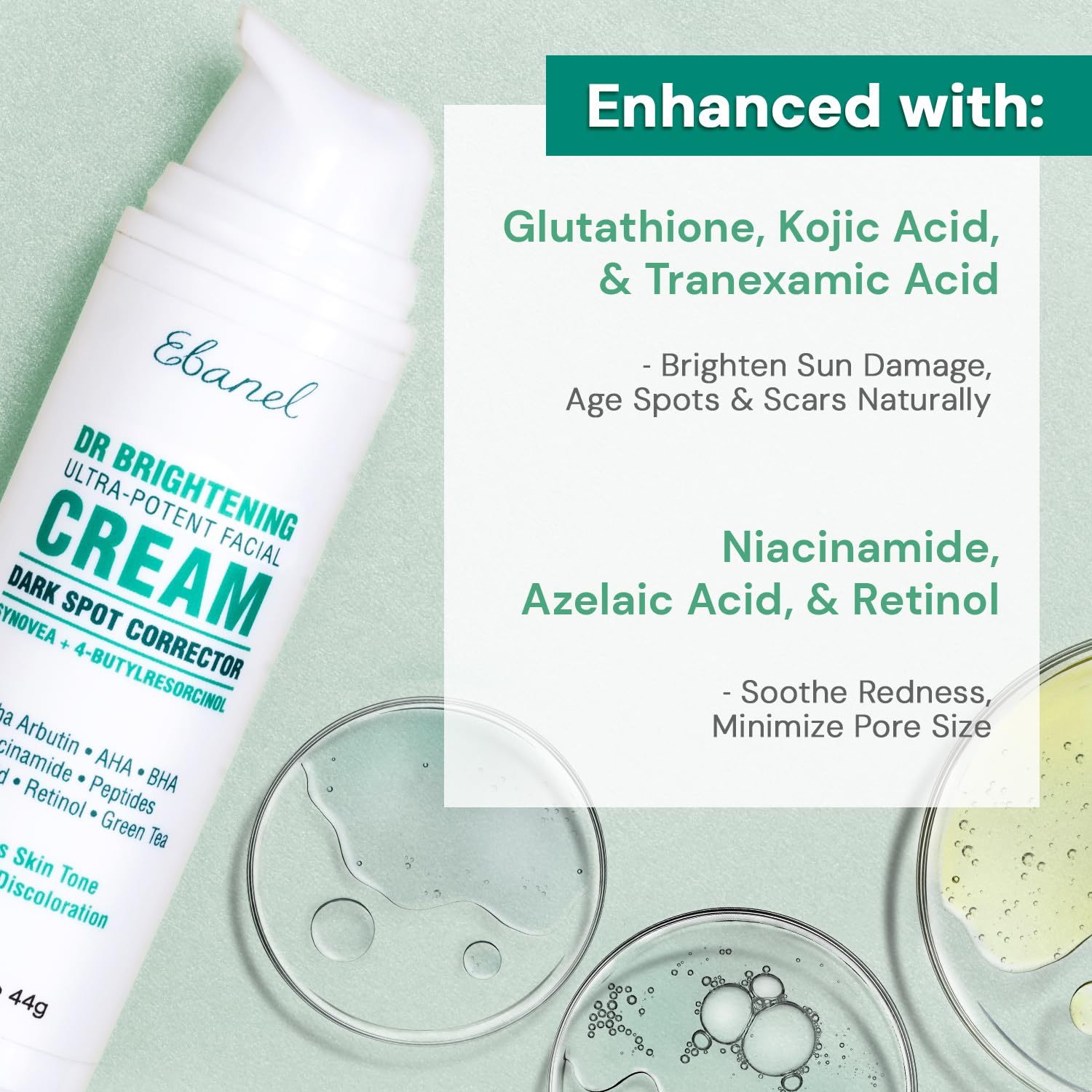 Aplicación en mano muestra crema ligera para rostro y cuerpo.