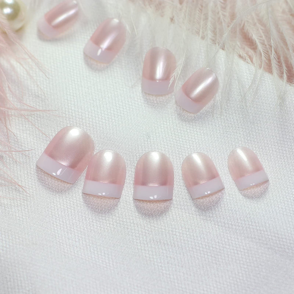 Diseño elegante de uñas EchiQ para salones o uso en casa.