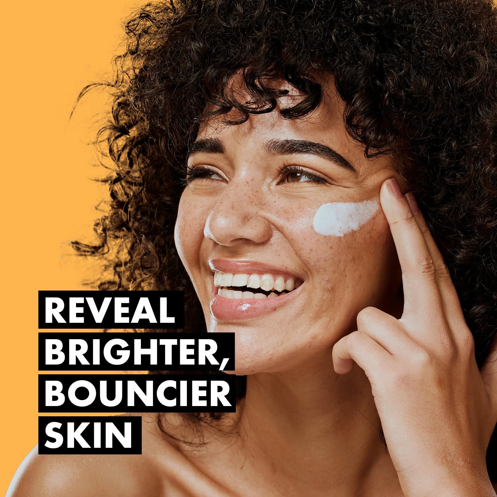 Eclat Skincare Vitamina C destaca por ingredientes clave como ácido hialurónico y esqualano para hidratación duradera