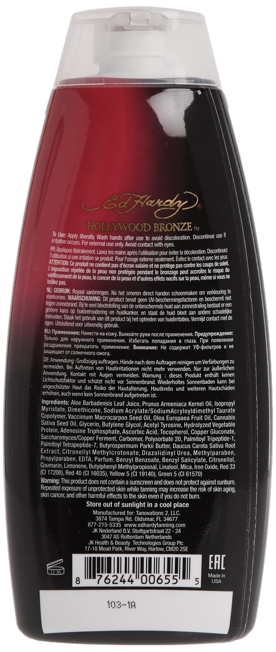 Aplicación suave de ED HARDY Hollywood Bronceador para un bronceado uniforme.
