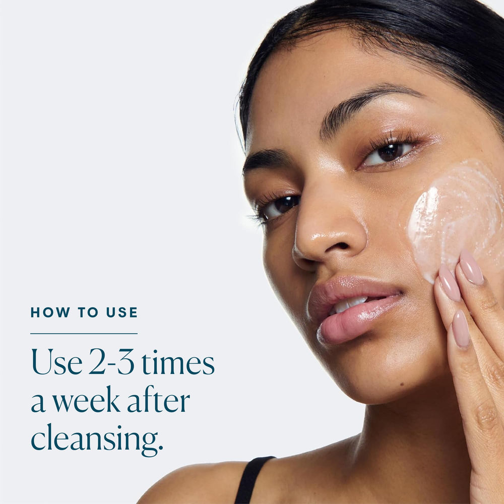 Piel radiante tras exfoliar con el exfoliante Pro-Collagen de ELEMIS