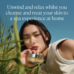 Textura cremosa de ELEMIS Pro-Collagen Balm para desmaquillar y nutrir