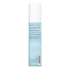 e.l.f. SKIN Hidrogel facilita una aplicación suave y rápida antes del maquillaje.