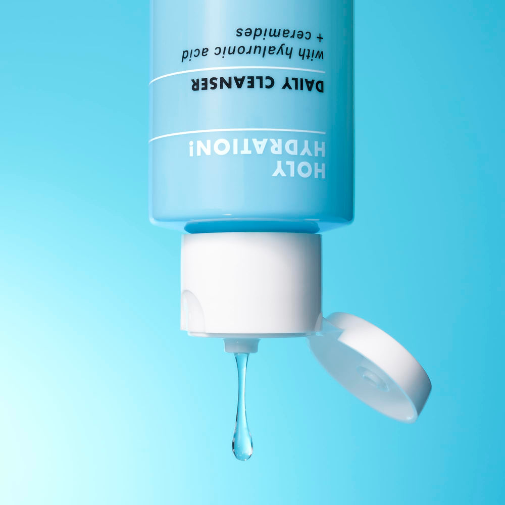 e.l.f. SKIN Holy Hydration Mini aplicar entre manos, masaje suave