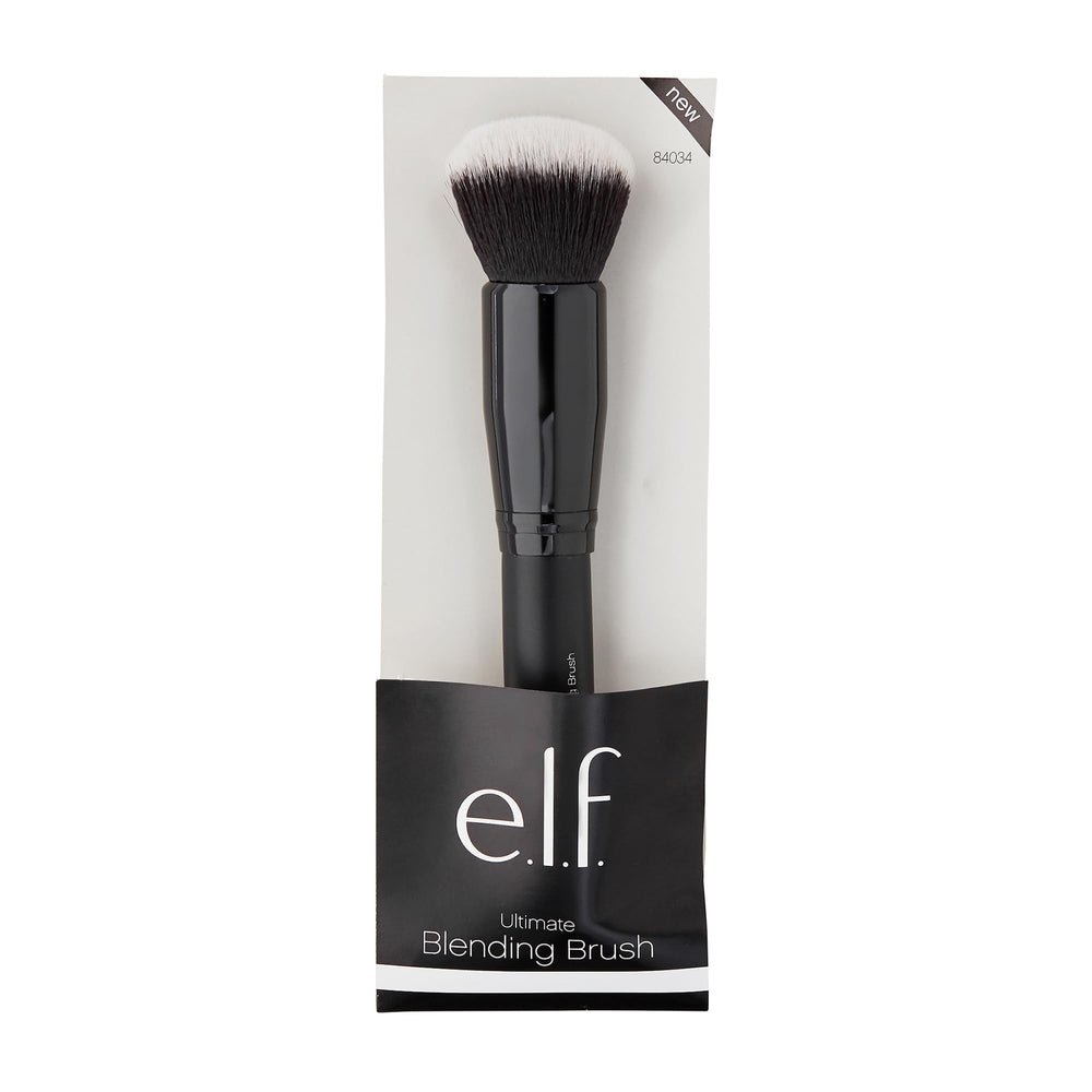 Brocha e.l.f. Ultimate Blending: perfecta para la aplicación de base en contornos.