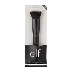 Brocha e.l.f. Ultimate Blending: perfecta para la aplicación de base en contornos.
