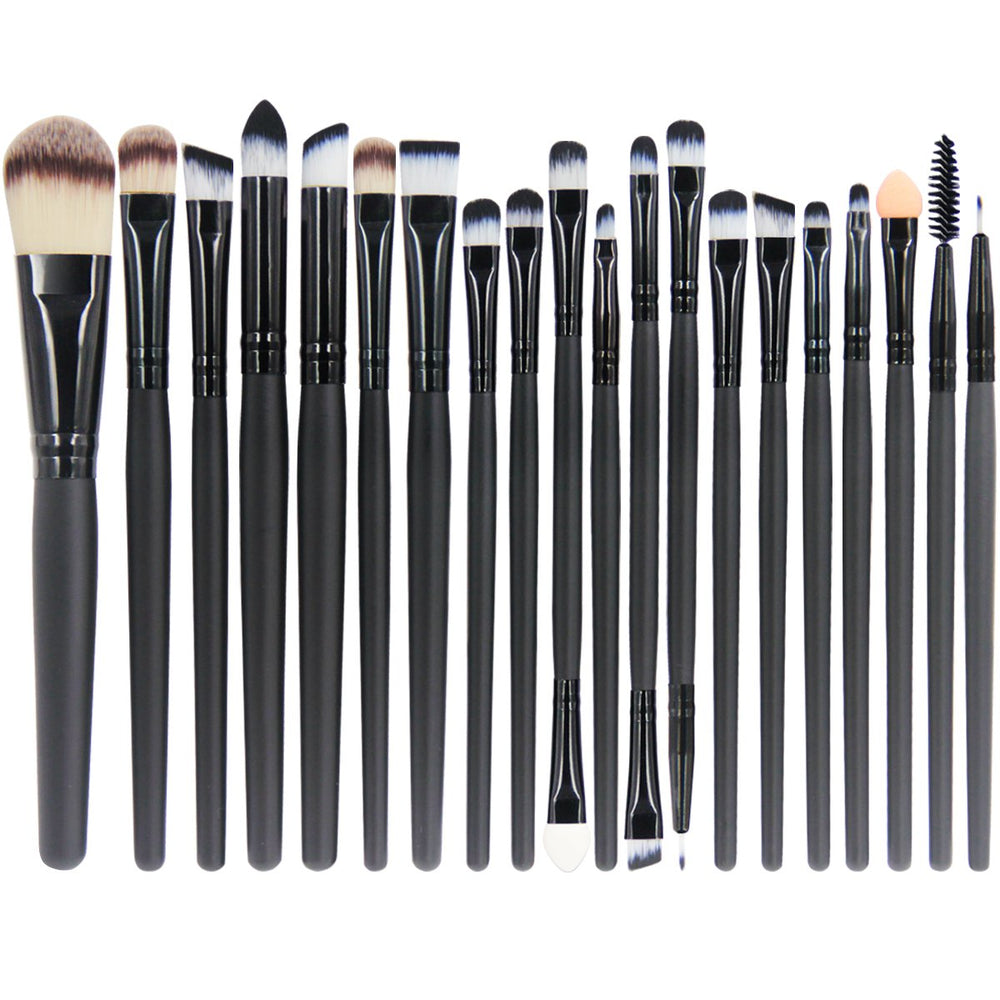Conjunto de 20 brochas EmaxDesign para un acabado profesional en la cara.