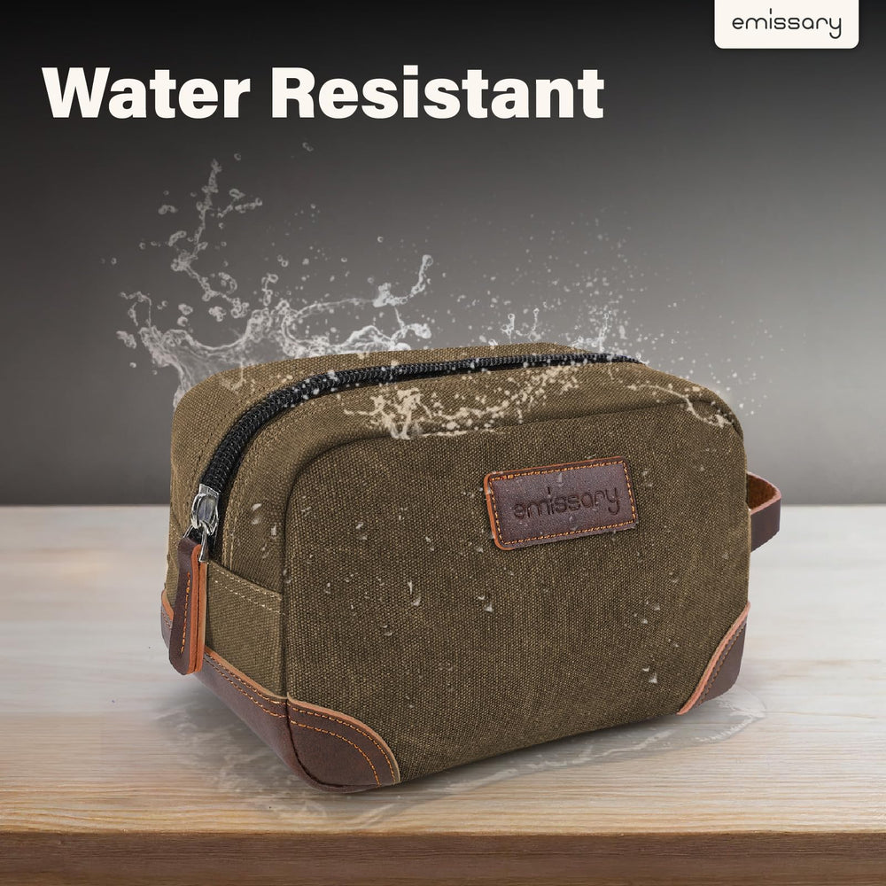 Kit de aseo para viaje Emissary, estructura duradera y cierre seguro.