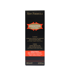 Activation du cuir chevelu avec ENDOTEN CONTROL Lotion, effet stimulant possible.