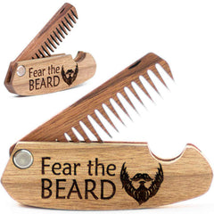 Peine de barba plegable de Enjoy The Wood en nogal, ideal para uso diario.