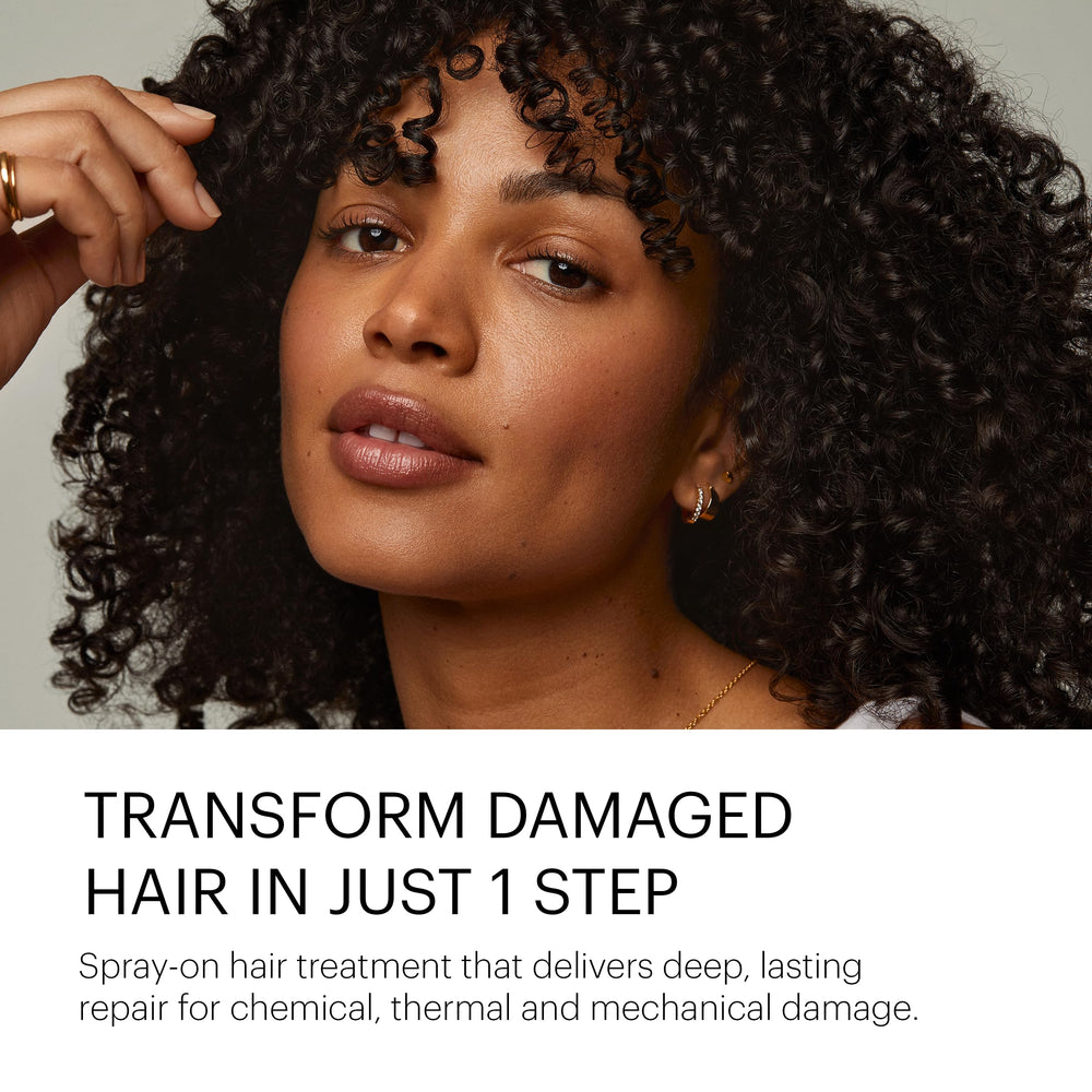 Preparación y mezcla de Epres Bond Repair para uso en cabello dañado.
