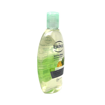 Eskinol Naturales Calamansi ritual facial rápido para una piel limpia y fresca.
