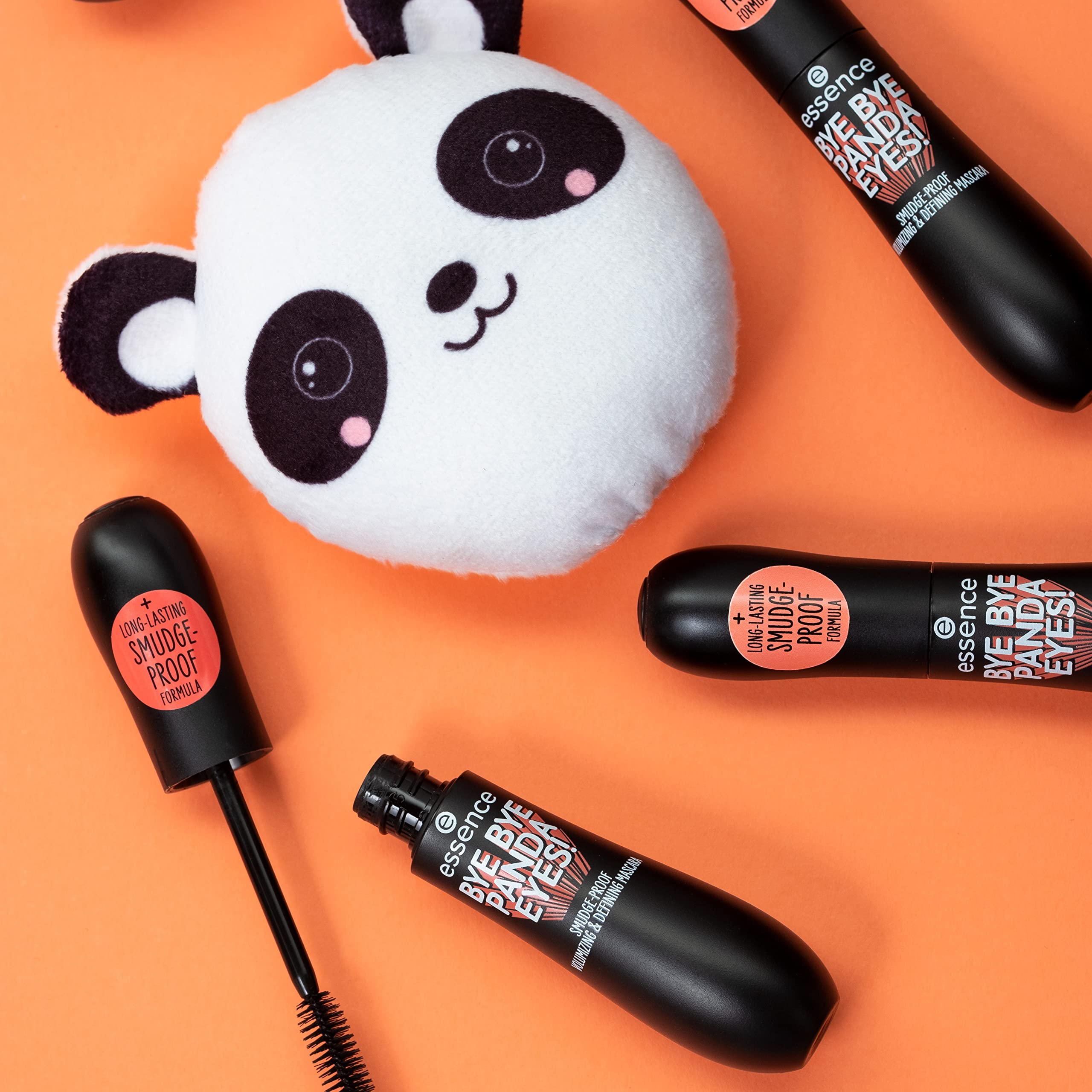 Essence Bye Bye Panda Eyes: formula vegana y cruelty-free para un look etico