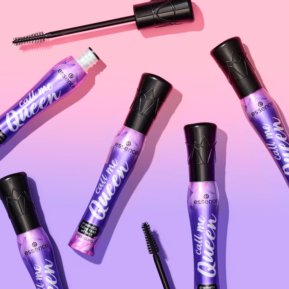 Aplicación diaria con Call Me Queen Mascara para look duradero