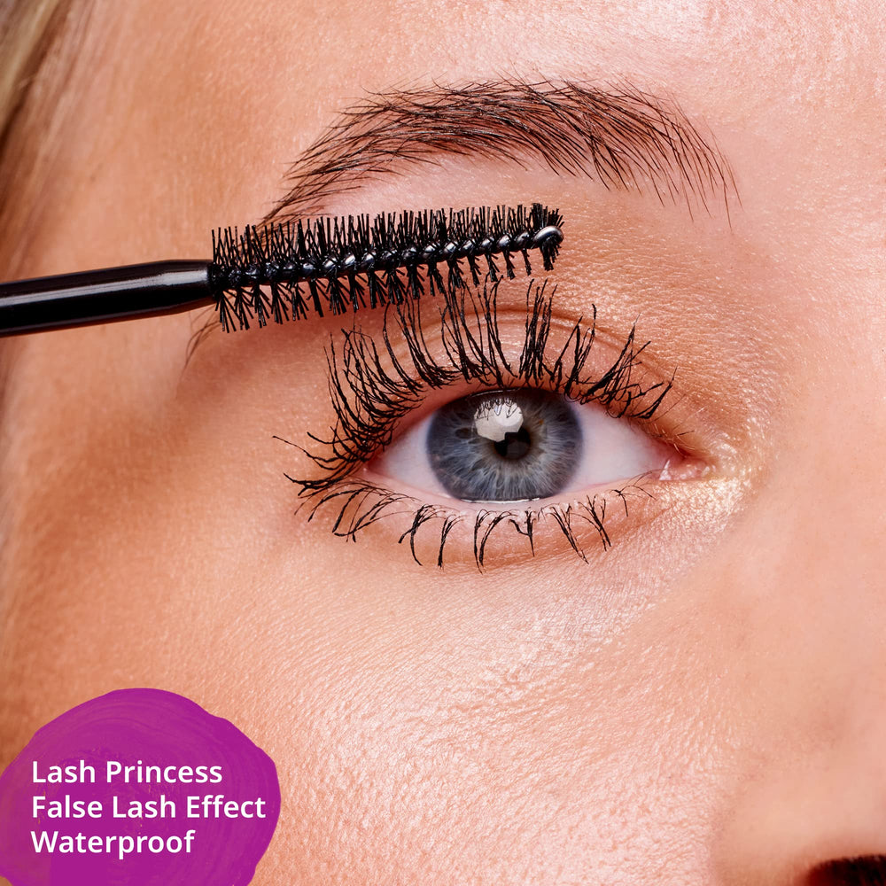 essence Lash Princess Mascara: fórmula a prueba de agua para días activos.