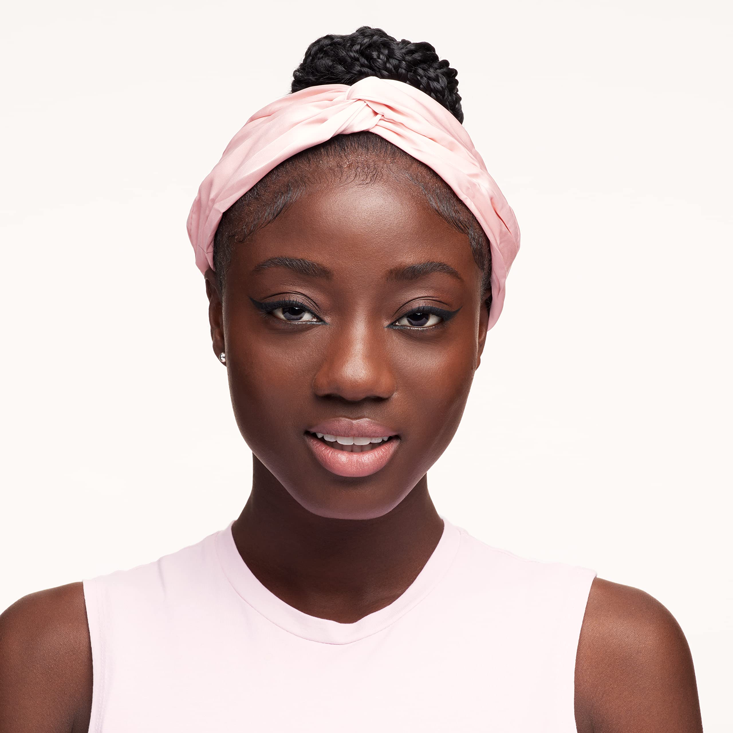 essence Stay & Play Gel Eyeliner: vegano y libre de crueldad certificado.