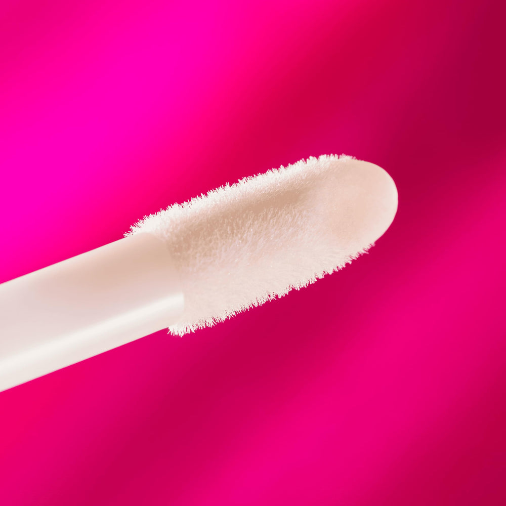 essence Super Balm Glossy Lip Treatment, ideal para uso diario y brillo natural