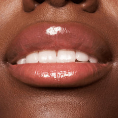essence Super Balm Glossy Lip Treatment, vitamina E para protección y salud de los labios