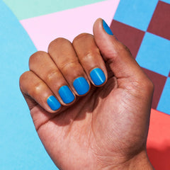 Brocha de essie facilita una aplicación profesional, sin rastros.