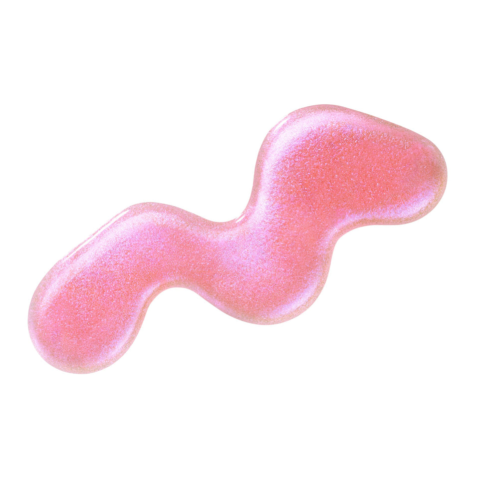 Brocha de essie Astral Aura para una aplicación rápida y sin rayas.