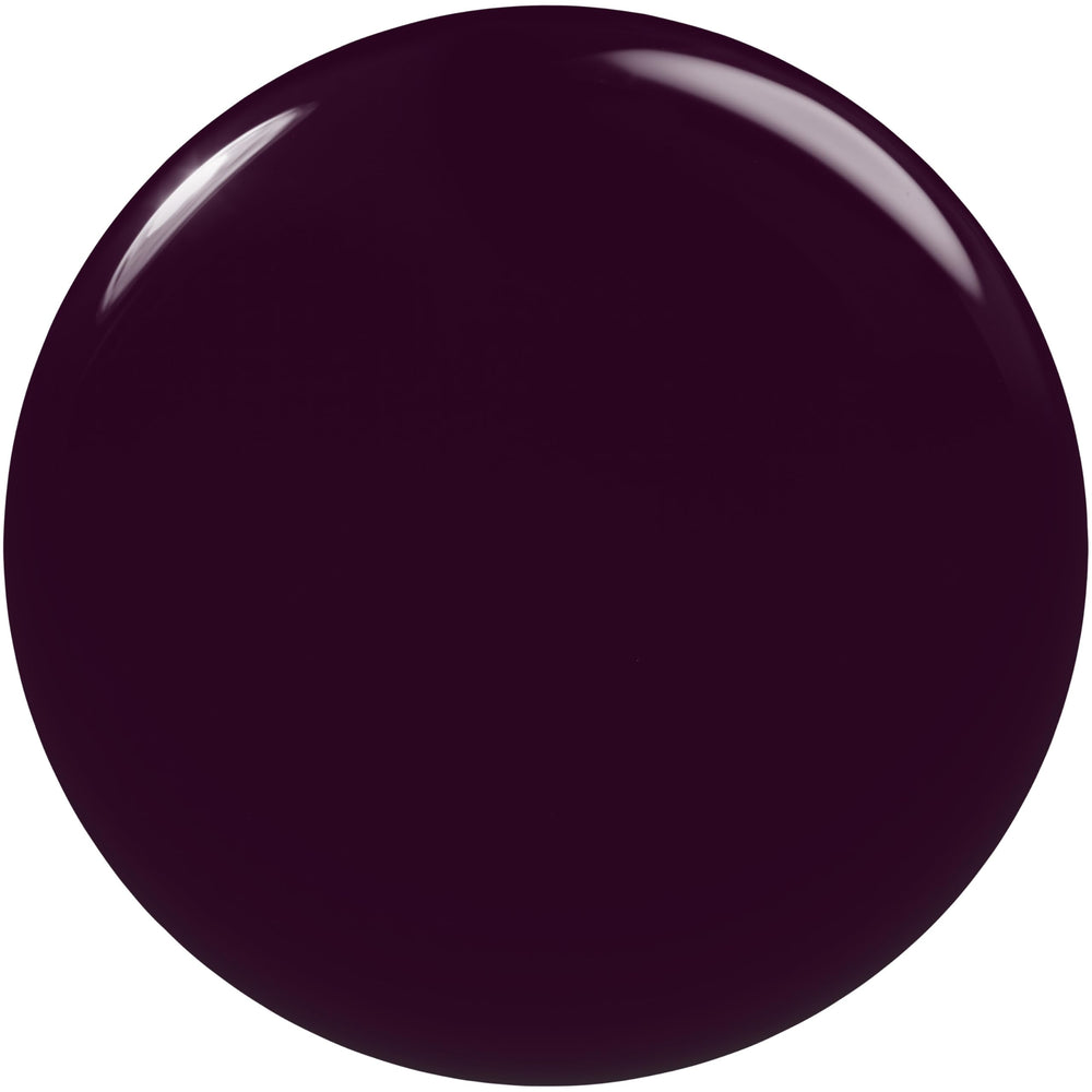Aplicación precisa con brocha de essie, esmalte morado vegano para un acabado uniforme