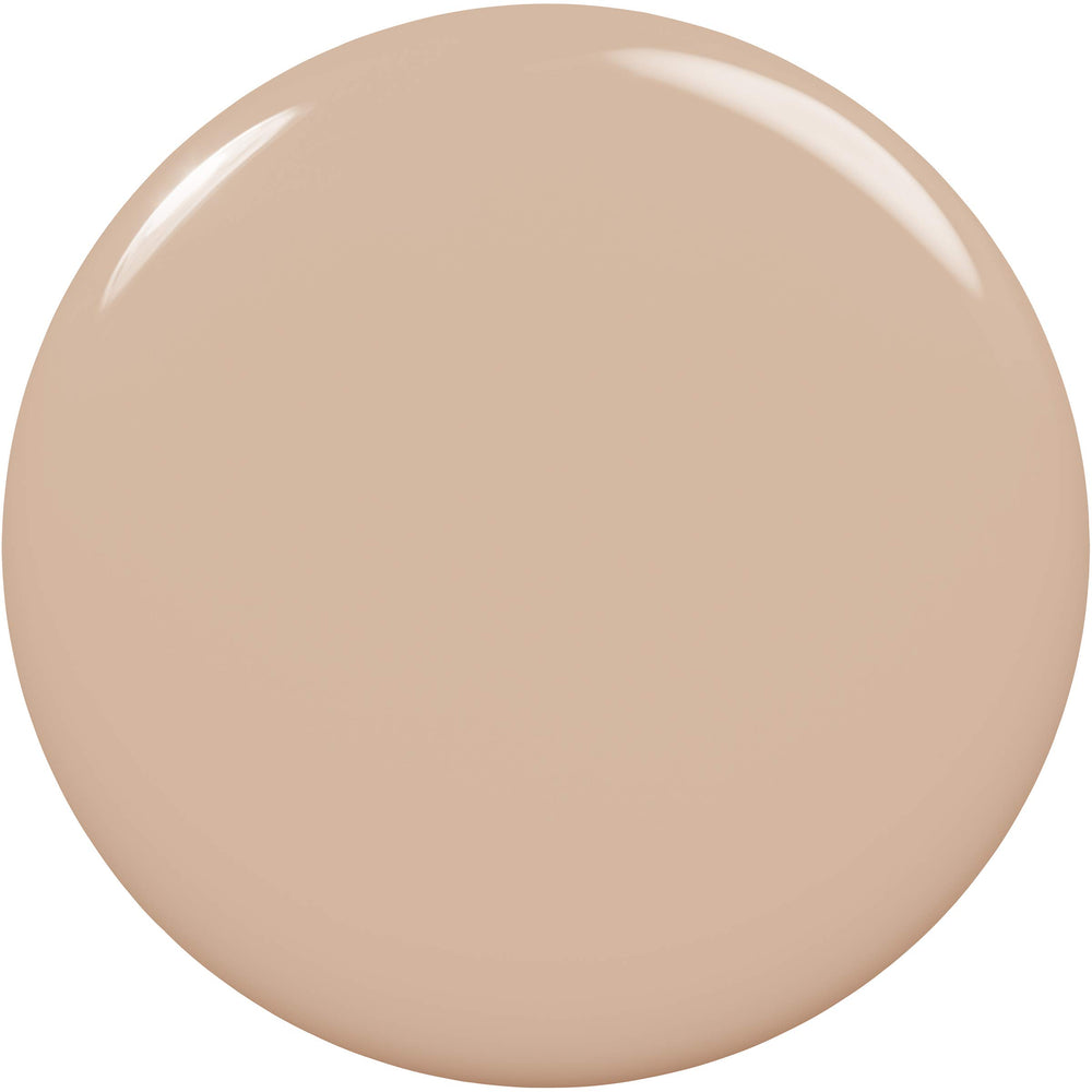 Esmalte essie Expressie con pincel angulado facilita la aplicación.