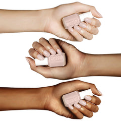 Essie Ballet: muestra en tono rosado crema para uñas elegantes
