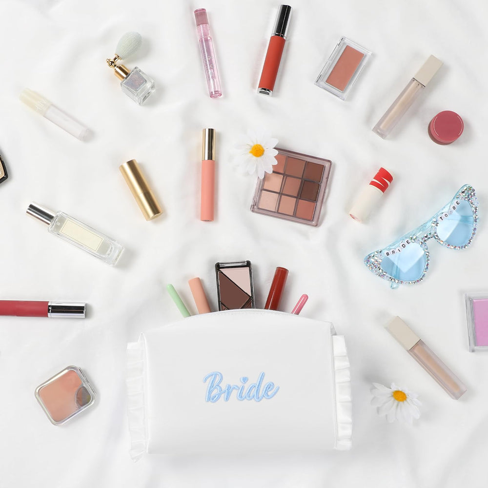 Cierre con perlas en la bolsa Etercycle Bride, toque chic para viajes.