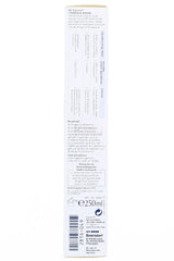 Aplicación suave de Eucerin Complete Repair para piel seca que necesita hidratación.