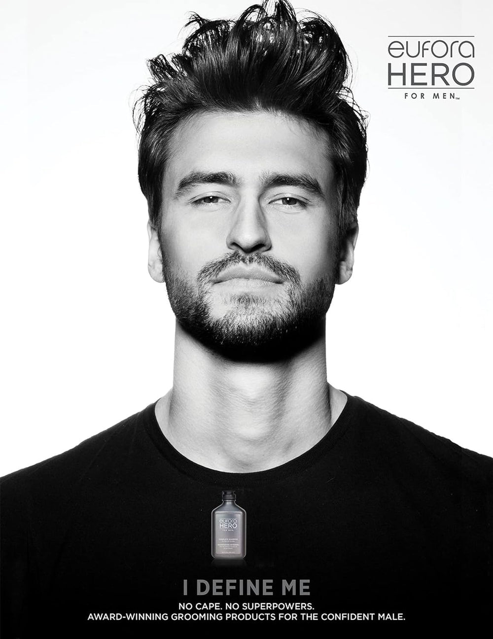 Eufora Hero textura espuma cremosa, facilita la aplicación diaria.