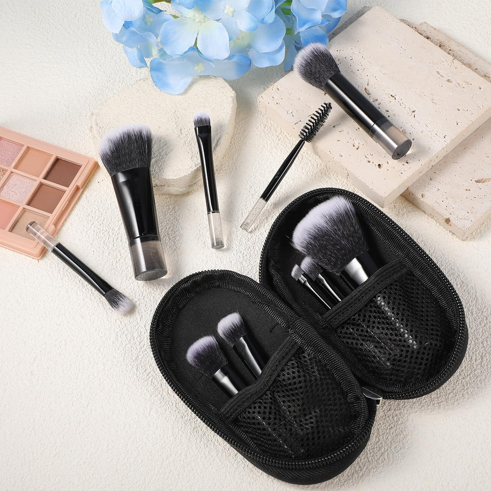 Pincel rubor EupHHonycs para colorete natural en viajes.