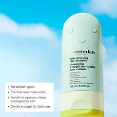 Evereden After Swim Shampoo para niños con textura cremosa facilita lavado suave.