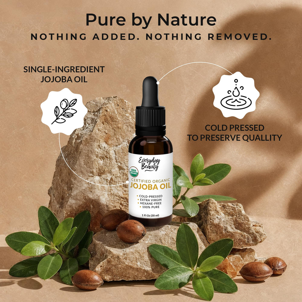 Aplicación nocturna de Aceite de Jojoba Orgánico Everyday Beauty para piel relajada