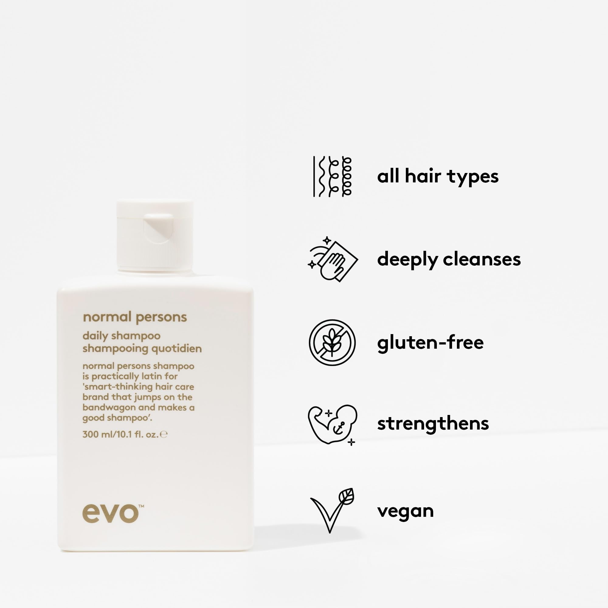 Mousse lavante EVO Quotidien, application généreuse pour enlever les résidus.