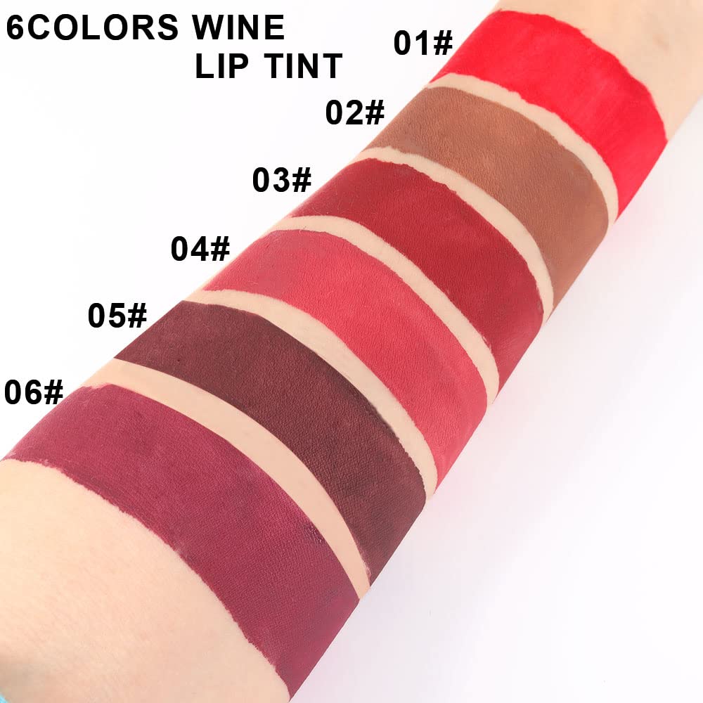 Labial mate evpct rojo intenso, alta cobertura y acabado duradero.