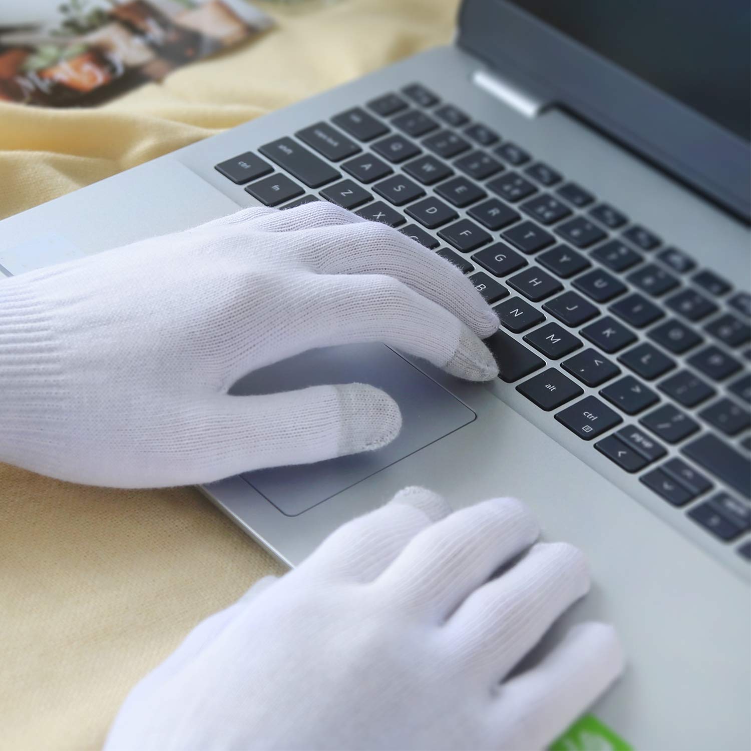 Guantes Evridwear en blanco para uso diario y spa en casa