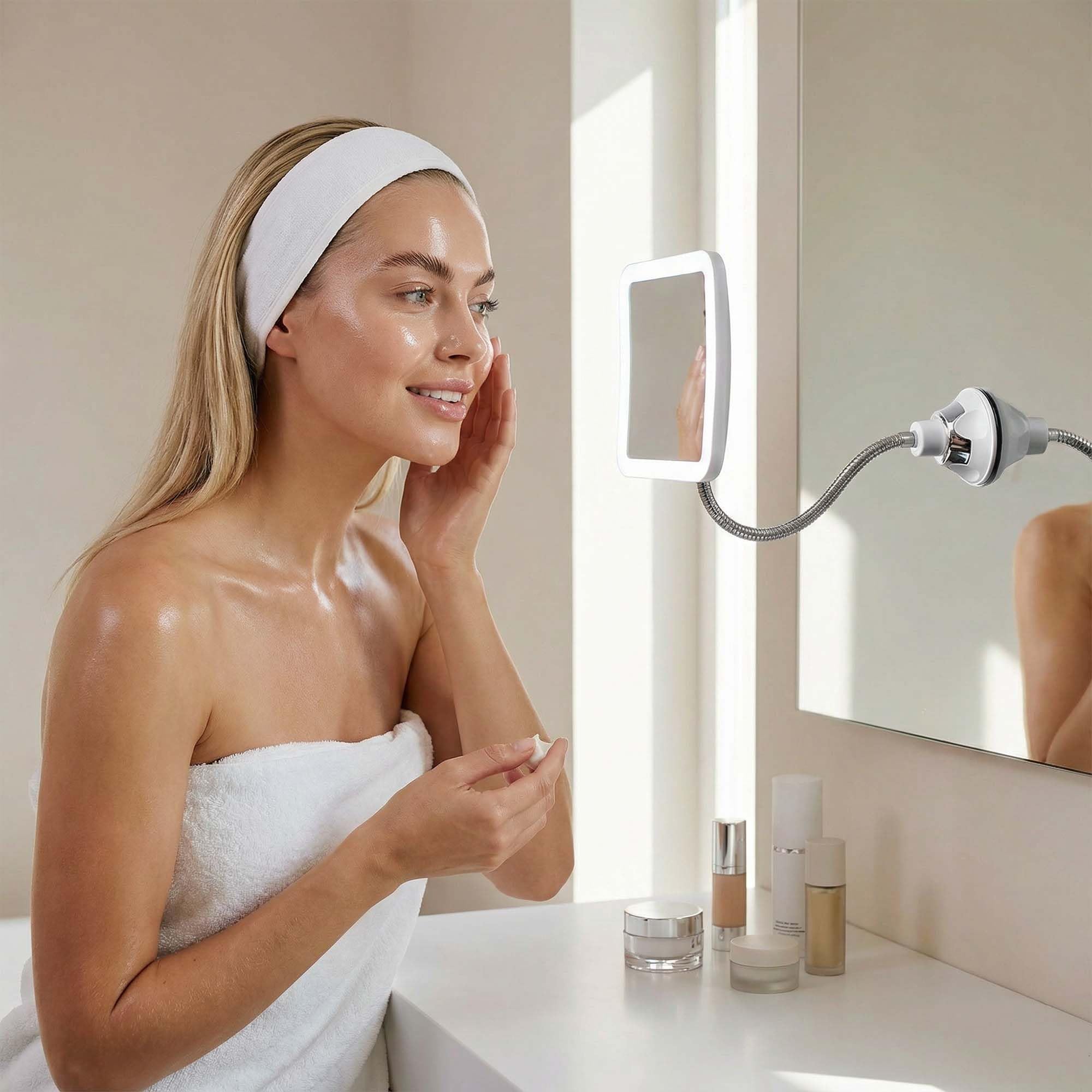 Miroir Fancii à lumière naturelle véritable pour un rendu fidèle.