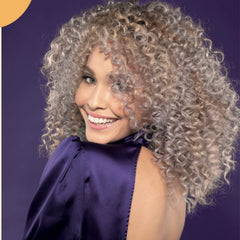 Fanola: textura cremosa que aporta suavidad y nutrición al cabello dañado.