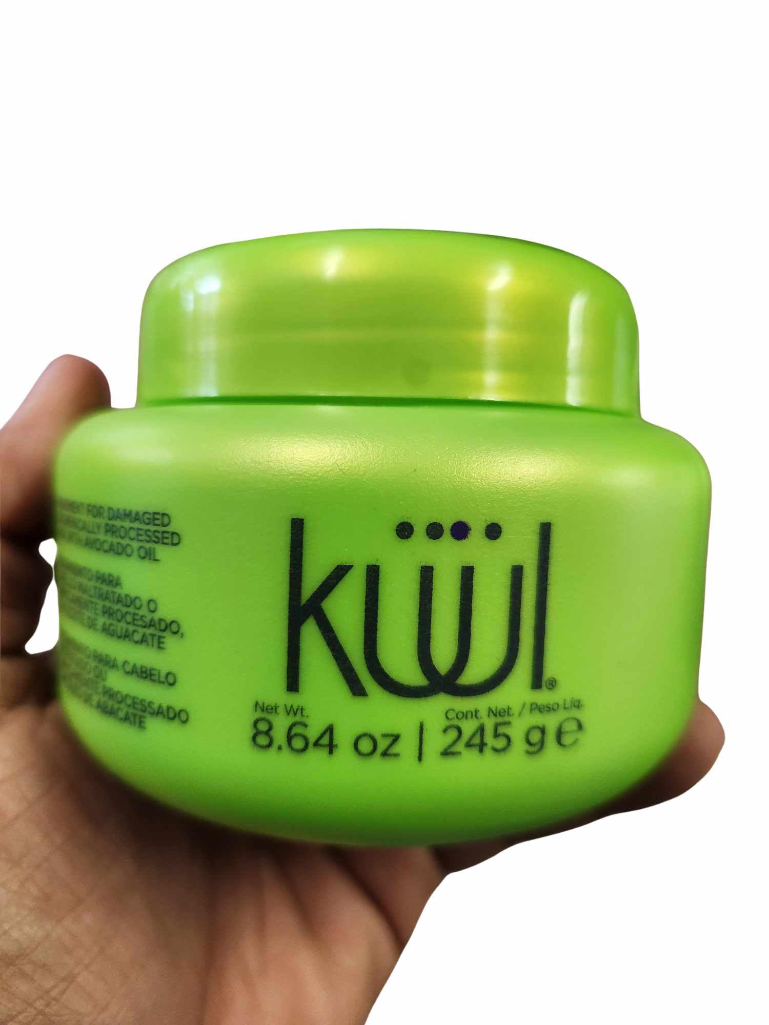 Fantasy Nails KUUL Reconstructor refuerza con Amino Gen, aportando aminoácidos y proteínas para fortaleza y flexibilidad.