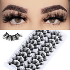 Las pestañas FARRED con efecto ojo de muñeca proporcionan una mirada suave y definida.