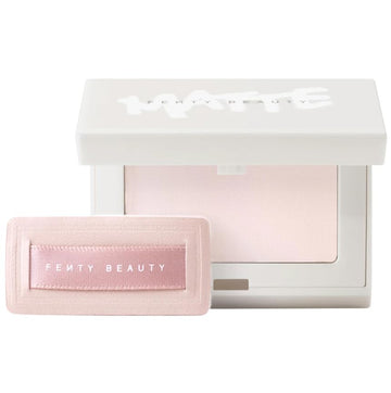 Fenty Beauty Invisimatte mini polvos compactos para acabado mate natural y control de brillo diario