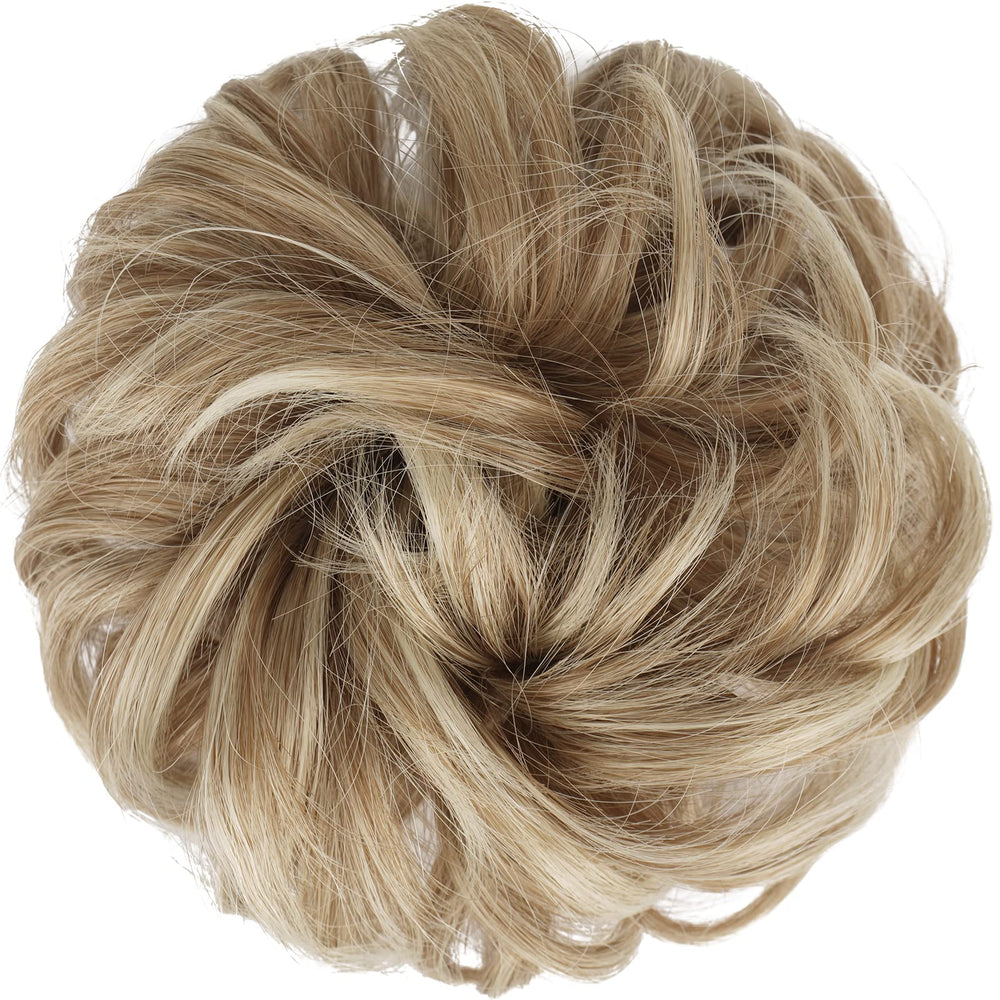 Pieza FESHFEN cabello rizado-despeinado con acabado suave y natural.