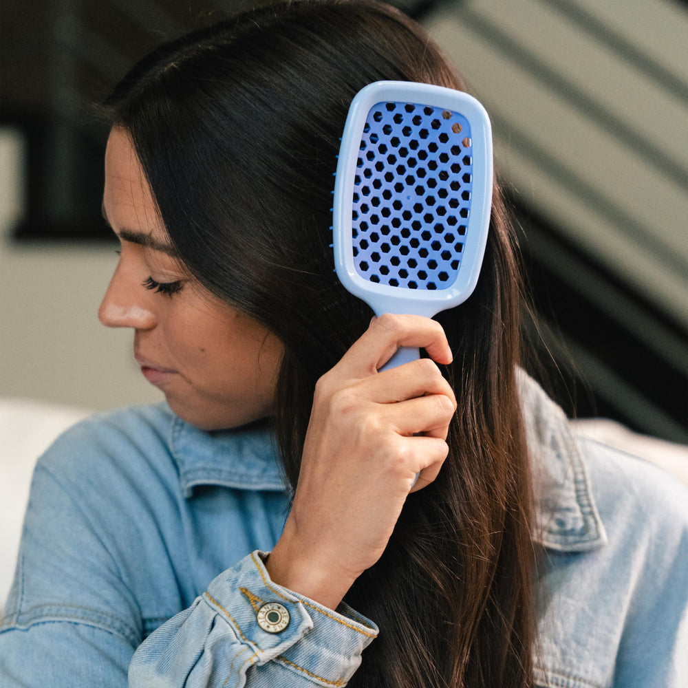 FHI Heat UNbrush, almohadilla ventilada para secado más rápido.
