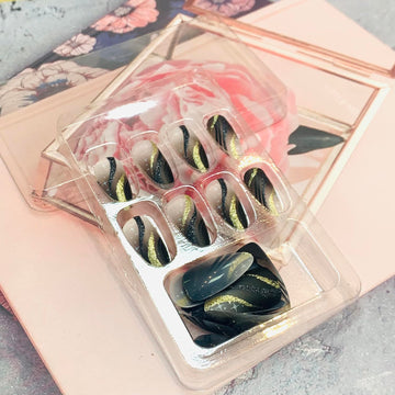 Kit de herramientas incluido para las uñas FIEONCIY almendra media.