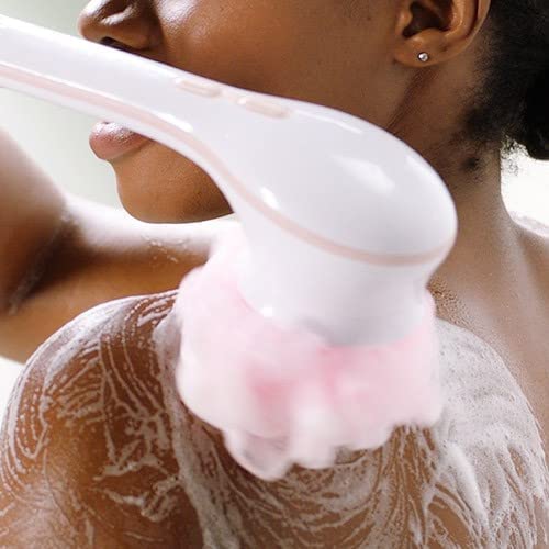 Finishing Touch Flawless Cleanse Spa alcance a zonas difíciles durante la ducha