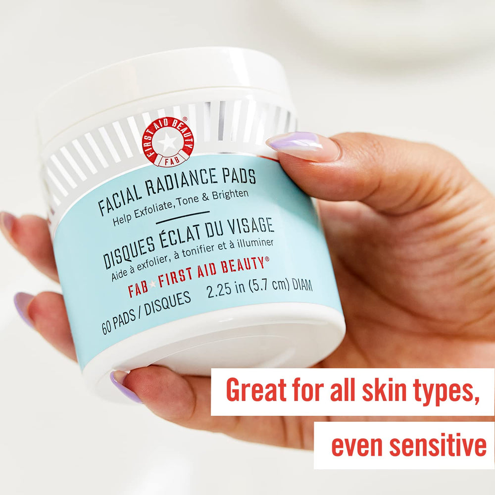 First Aid Beauty Facial Radiance Pads, aplicación suave en rostro para luminosidad
