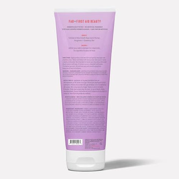 Piel suave tras exfoliación semanal con First Aid Beauty KP Bump Eraser
