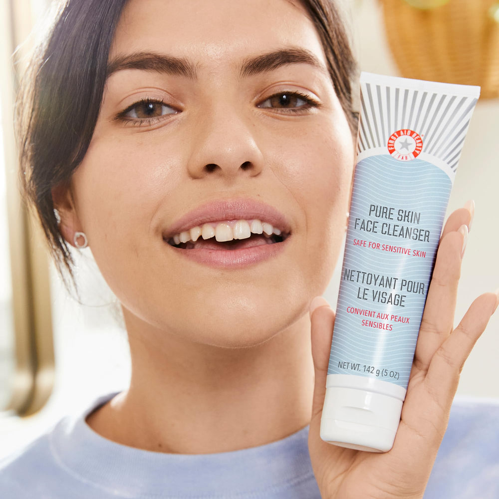 First Aid Beauty Limpiador Facial Piel Pura: apto para piel seca, normal o mixta.