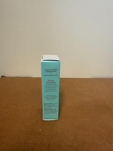First Aid Beauty Idéal pour l'usage quotidien du regard.